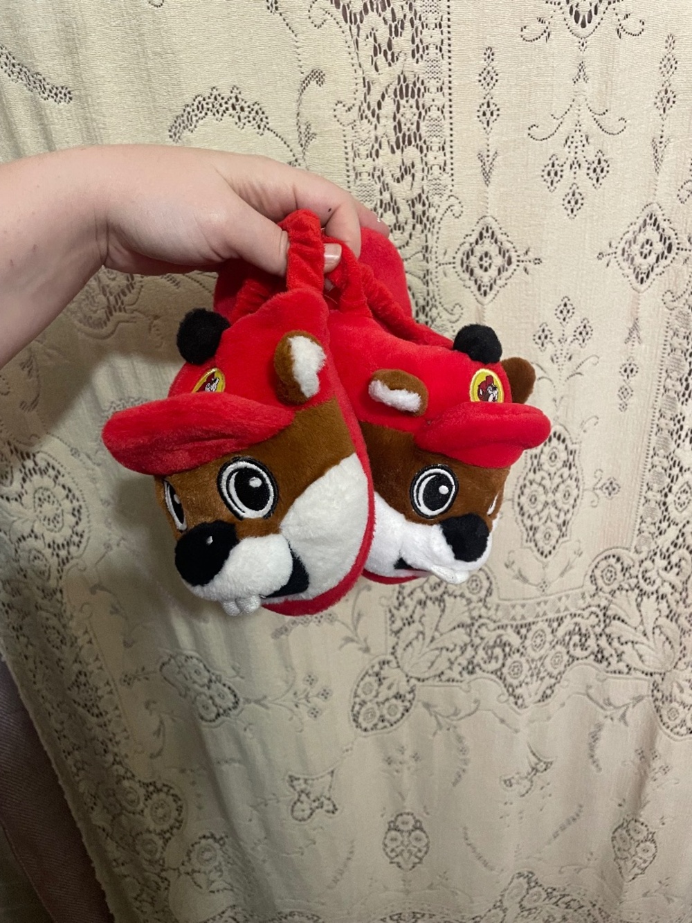 Buc-ee's: plush beaver slippers
